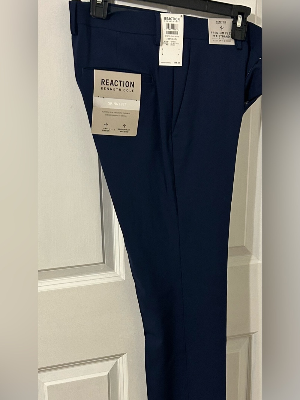 Banana Republic Men's skinny fit Dress Pants in Navy